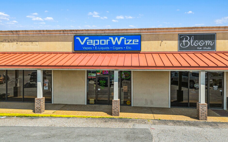 More Photos Of 206 E Reelfoot Ave, Union City General Retail For Sale