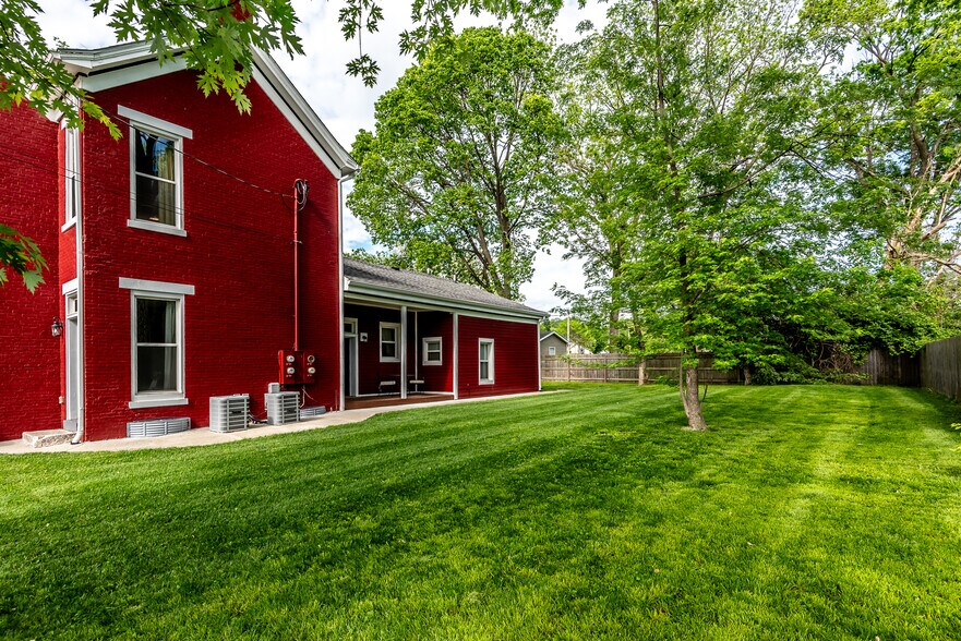 More Photos Of 320 N Mechanic St, Lebanon Multifamily For Sale