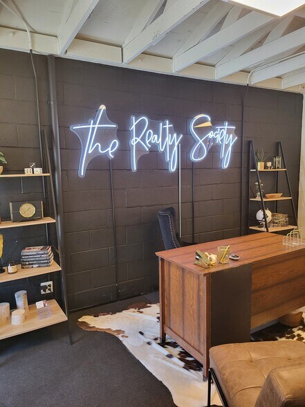 More Photos Of 7451 Monterey St, Gilroy Storefront Retail Office For Sale