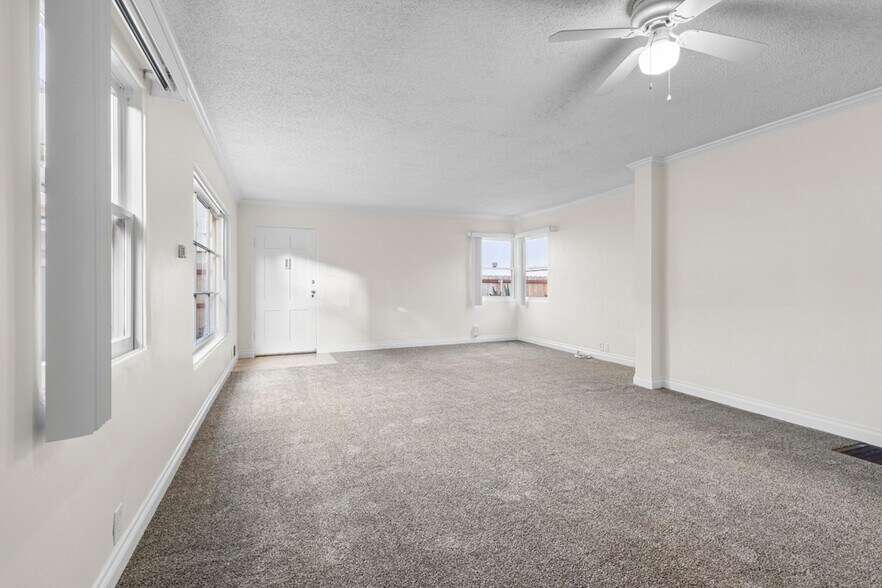 More Photos Of 1519 Missouri St, San Diego Apartments For Sale