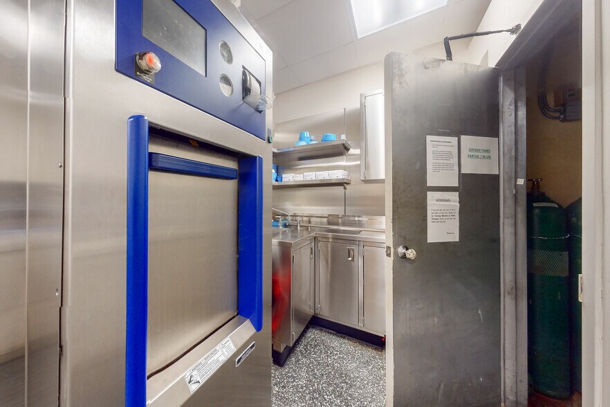 More Photos Of 160 Commonwealth Ave, Boston Apartments For Sale