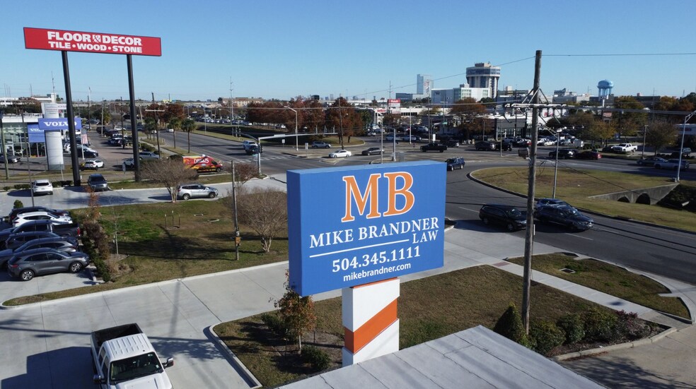 More Photos Of 3621 Veterans Memorial Blvd, Metairie Office For Lease