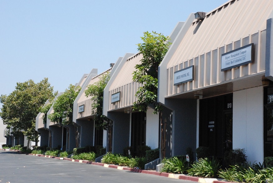 Primary Photo Of 1701 E Edinger Ave, Santa Ana Warehouse For Lease