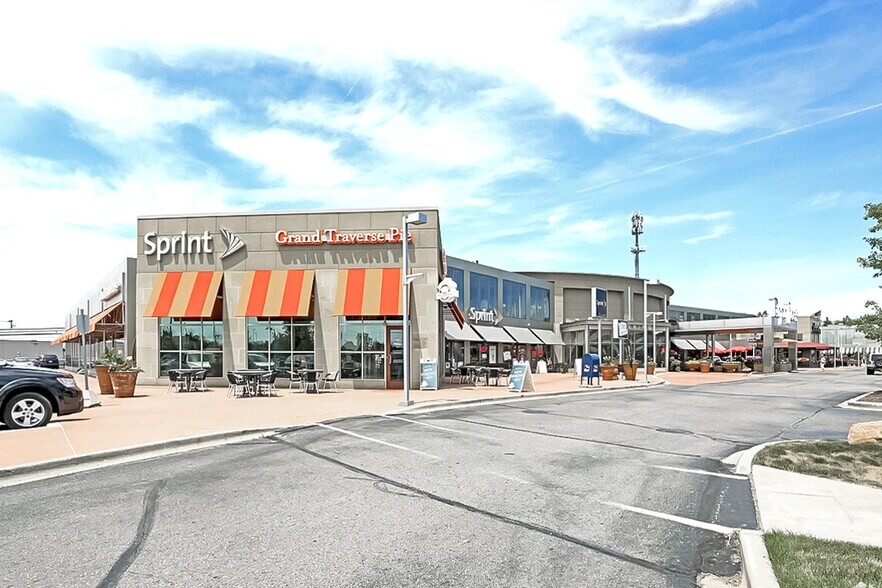 More Photos Of 6810-6920 N Rochester Rd, Rochester Hills Storefront For Lease