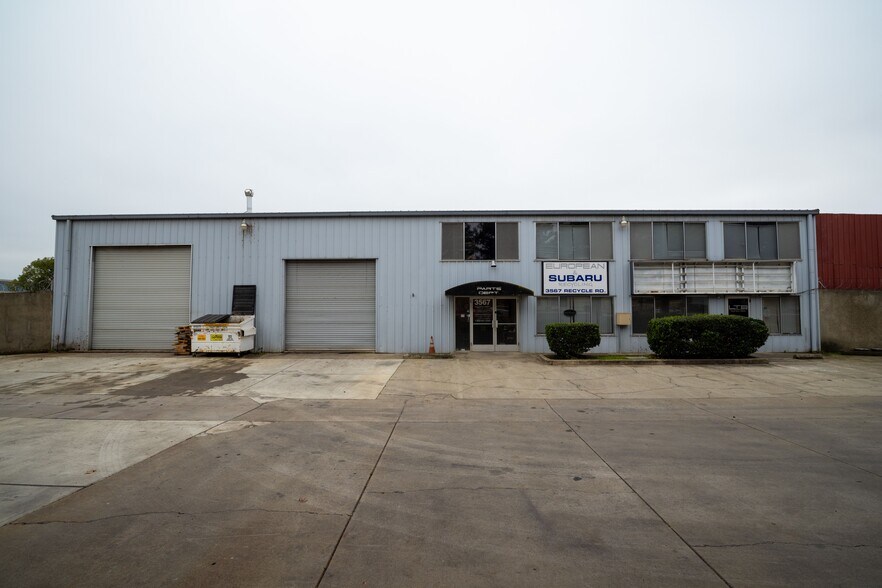 More Photos Of 3567 Recycle Rd, Rancho Cordova Warehouse For Lease