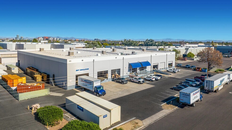 More Photos Of 800 W Fairmont Dr, Tempe Warehouse For Lease