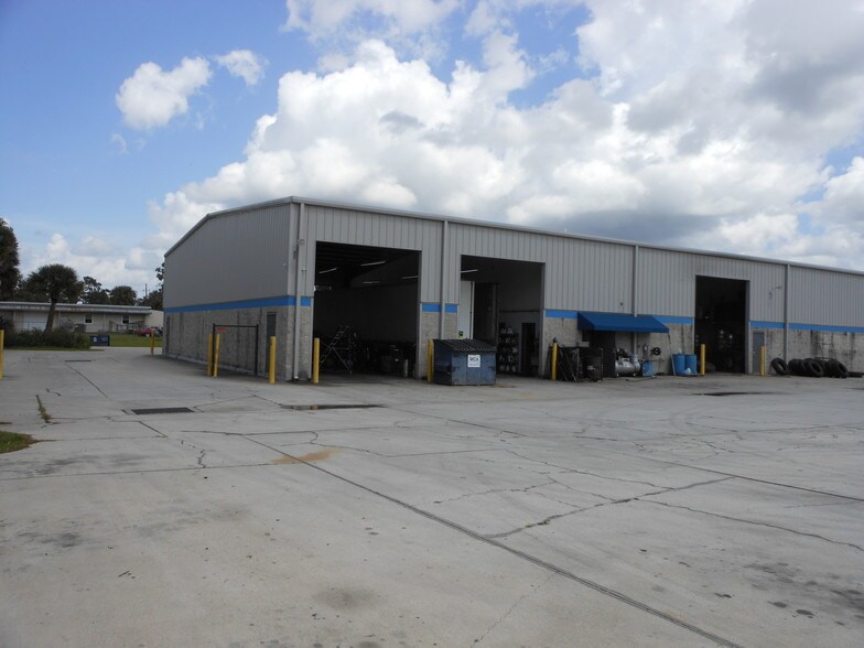 Primary Photo Of 1325 Yorktown St, Deland Warehouse For Lease