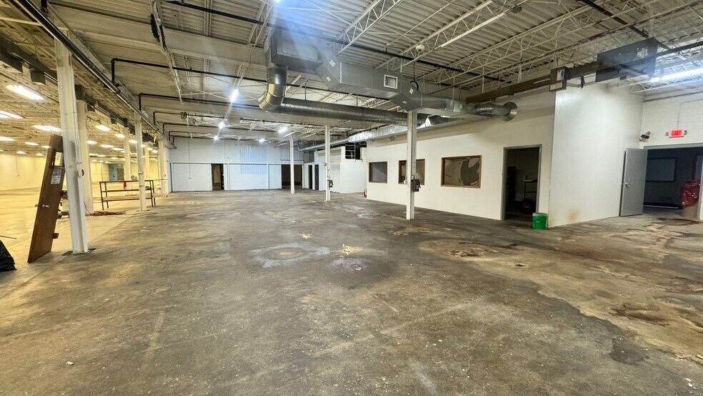 More Photos Of 2429 N Burdick St, Kalamazoo Manufacturing For Sale