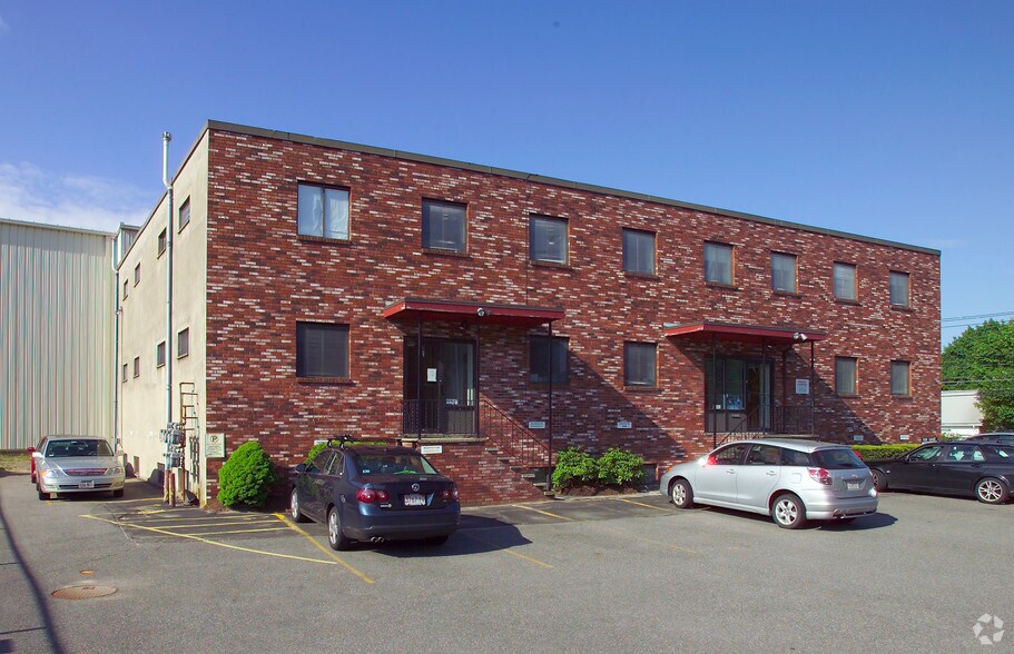 More Photos Of 400 Hillside Ave, Needham Office Residential For Lease