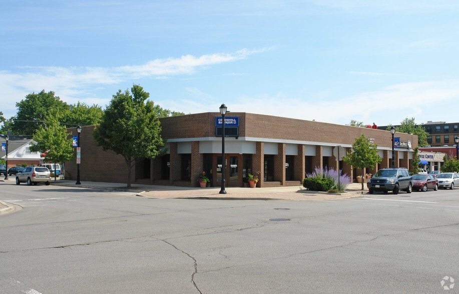 Primary Photo Of 340-350 Linden Ave, Wilmette Office For Lease