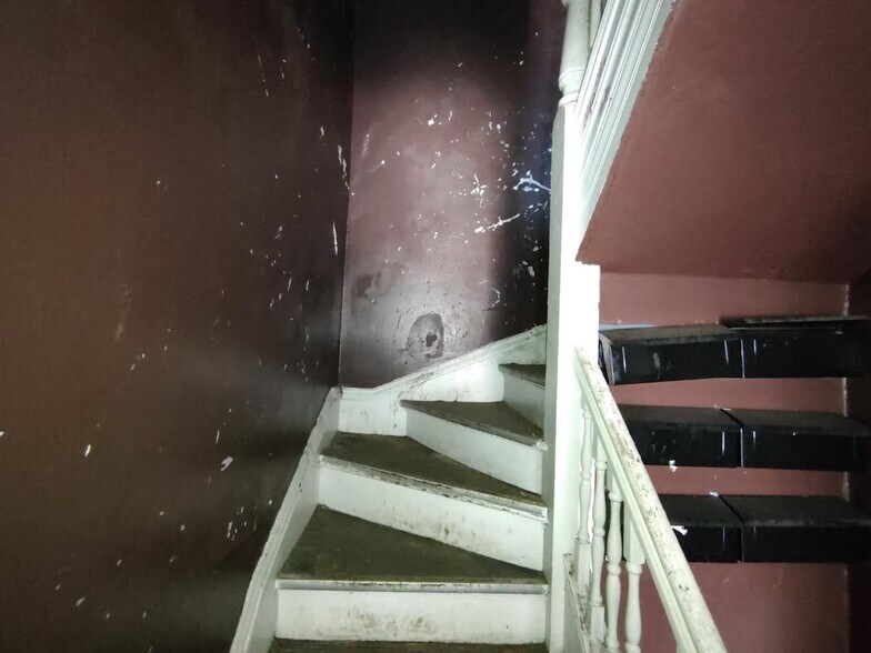 More Photos Of 1310 Bleecker St, Utica Apartments For Sale