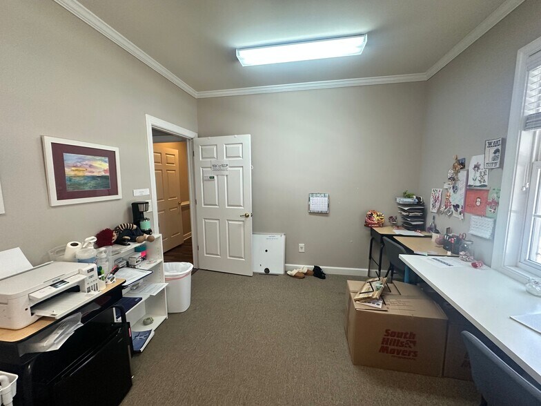 More Photos Of 2450 Atlanta Hwy, Cumming Office For Sale