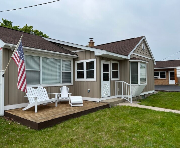 More Photos Of 17229 Northwood Hwy, Arcadia Hotel For Sale