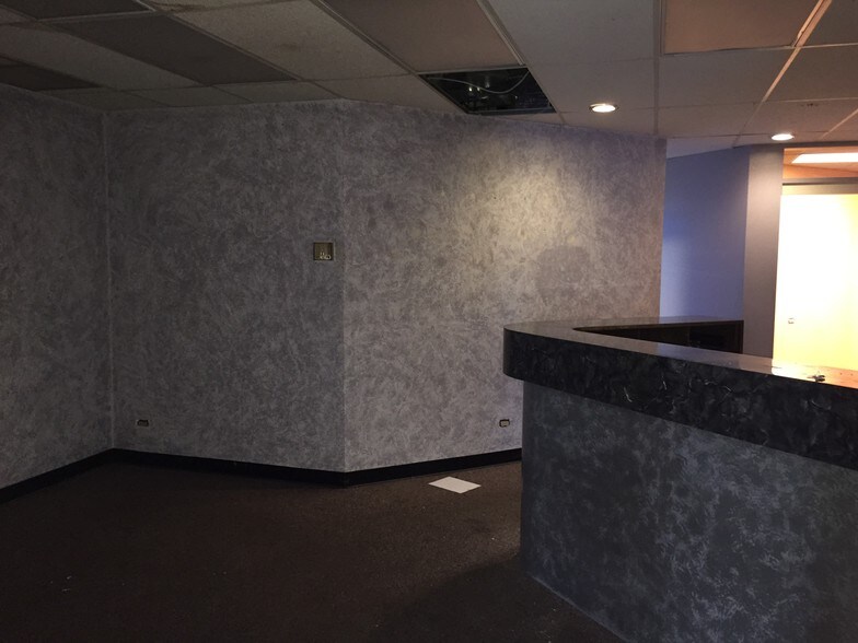 More Photos Of 99-128 Aiea Heights Dr, Aiea Medical For Sale