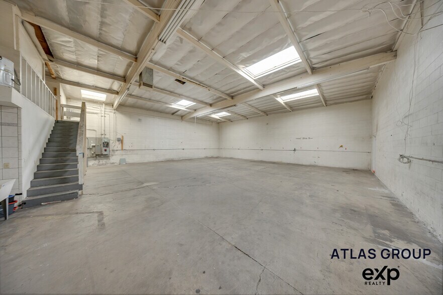 More Photos Of 1618 S San Gabriel Blvd, San Gabriel Freestanding For Sale