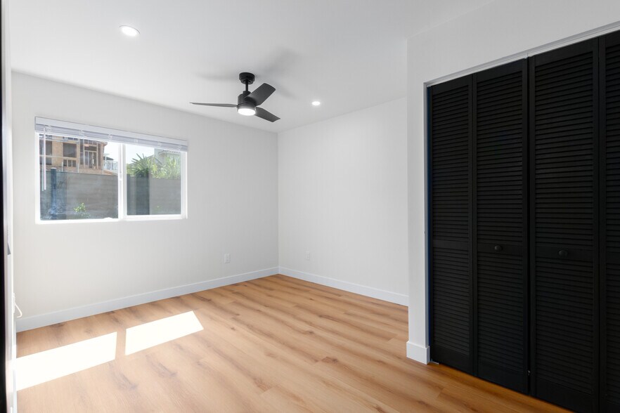 More Photos Of 2419 Chicago St, San Diego Apartments For Sale