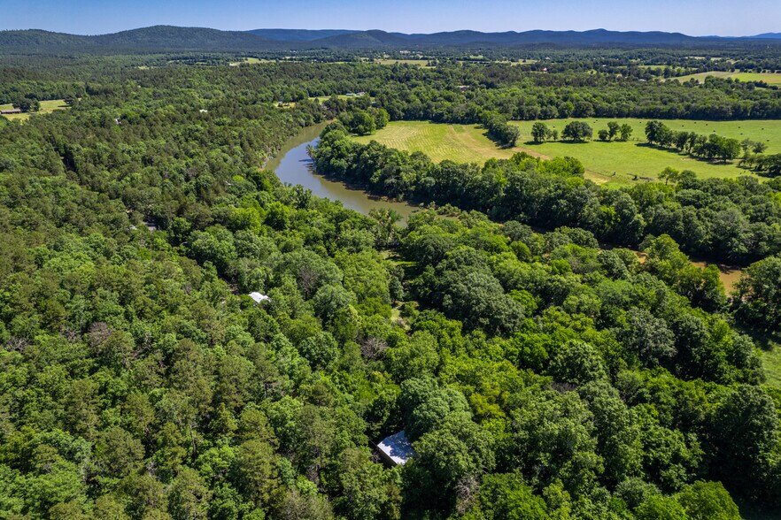 More Photos Of 122 Ouachita River Haven Rd, Pencil Bluff Hotel For Sale