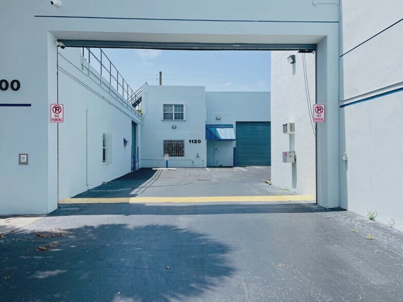 Primary Photo Of 1120-1140 NW 54th St, Fort Lauderdale Warehouse For Lease