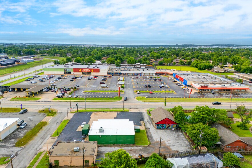More Photos Of 9122-9142 E 31st St, Tulsa General Retail For Sale