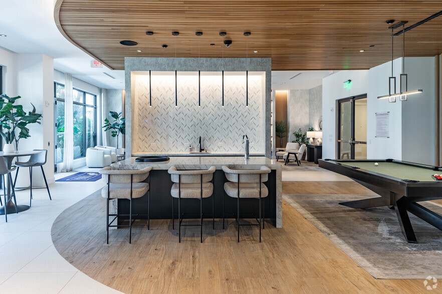 More Photos Of 345 Banyan Blvd, West Palm Beach Apartments For Lease