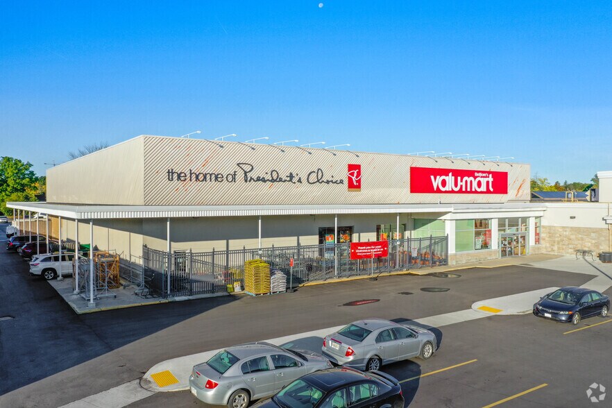 More Photos Of 385 Frederick St, Kitchener General Retail For Lease