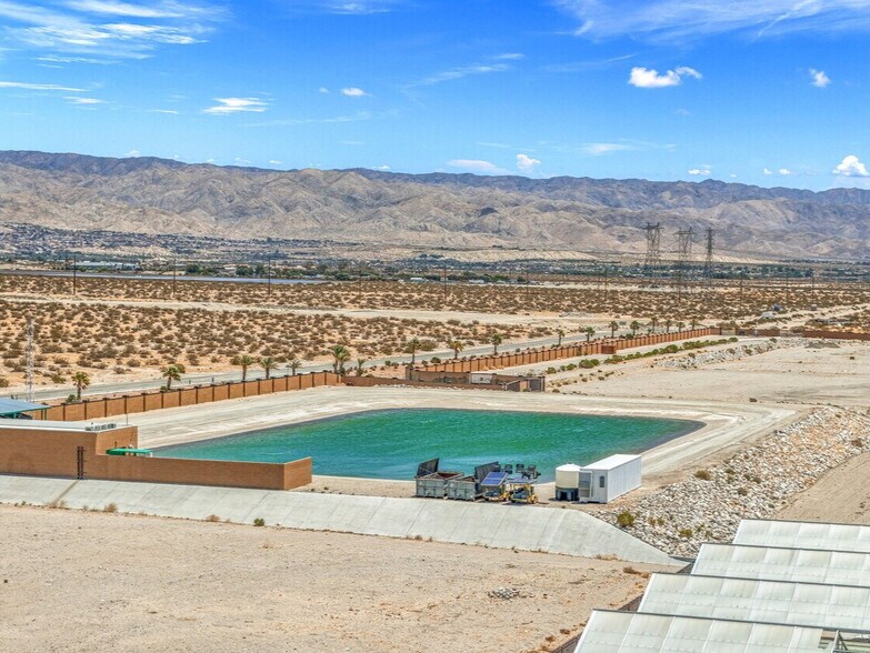 More Photos Of 18194 Blue Dream Crossing, Desert Hot Springs Manufacturing For Sale