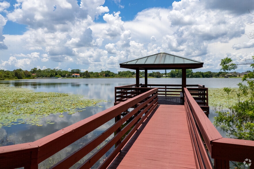 More Photos Of 901 North Lake Destiny Rd, Maitland Office For Lease