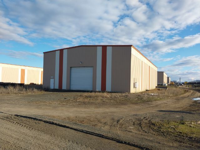 More Photos Of 11319 W Jake Ln, Airway Heights Warehouse For Lease