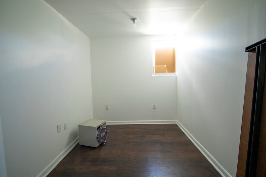 More Photos Of 1835 NW 112th Ave, Miami Warehouse For Lease