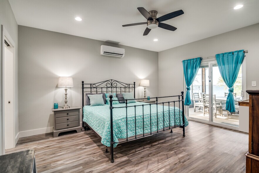 More Photos Of Richland Chambers Lake, Streetman Land For Sale