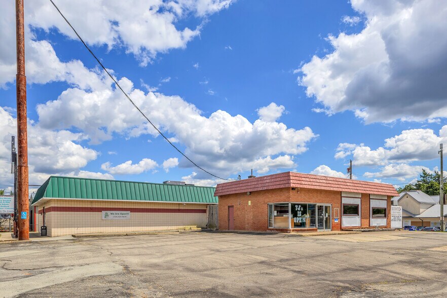 More Photos Of 110 E Pennsylvania Ave, New Stanton General Retail For Sale