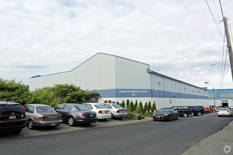 More Photos Of 801 NW 42nd St, Seattle Flex For Lease