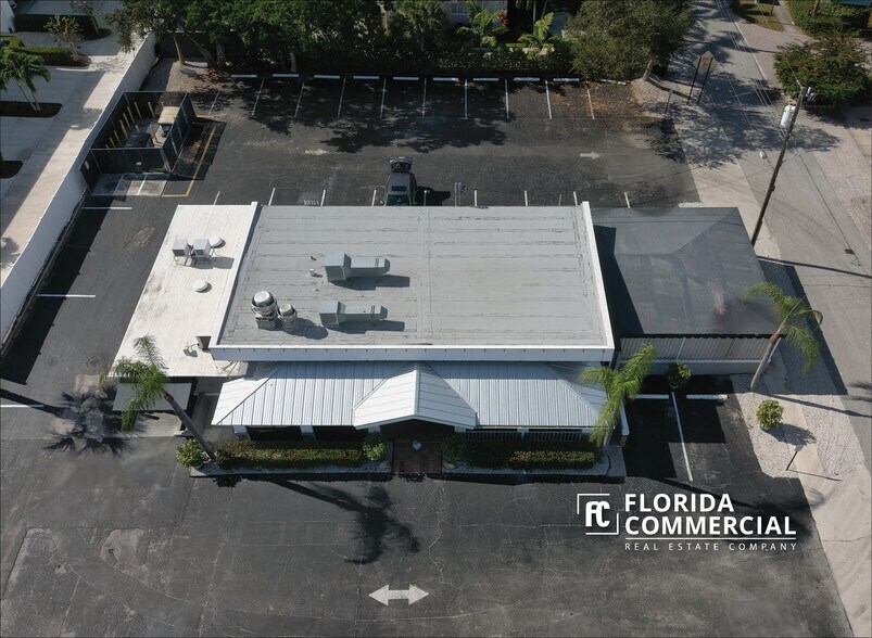 More Photos Of 300 SW Federal Hwy, Stuart Restaurant For Lease