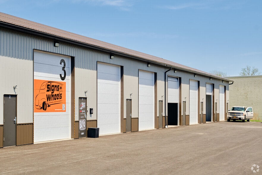 More Photos Of 1921 Brighton Henrietta Town Line Rd, Rochester Light Manufacturing For Lease