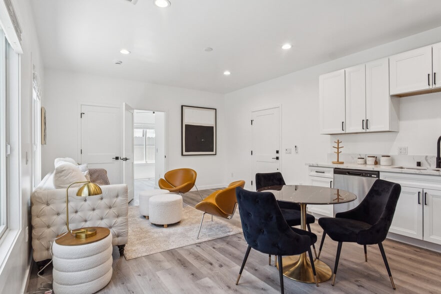 More Photos Of 2949-2957 Kalmia St, San Diego Apartments For Sale