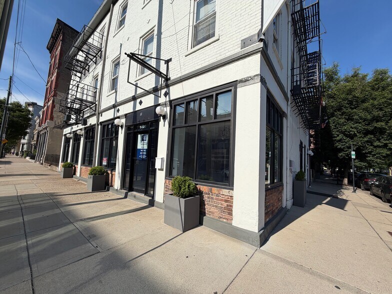 Primary Photo Of 1400 Elm St, Cincinnati Storefront Retail Office For Lease