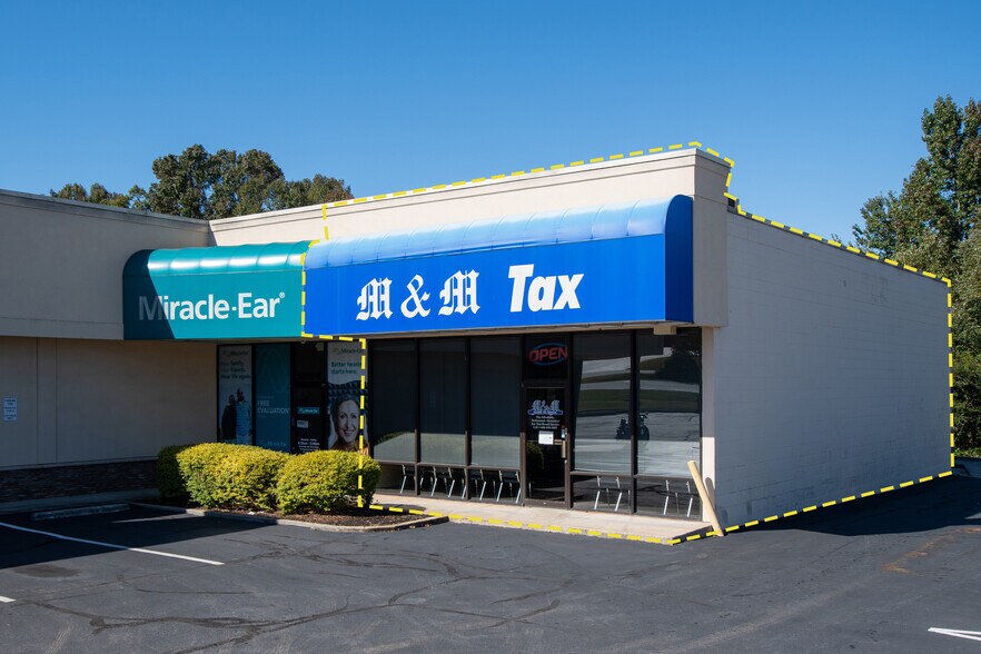 More Photos Of 5208 Calhoun Memorial Hwy, Easley Freestanding For Lease