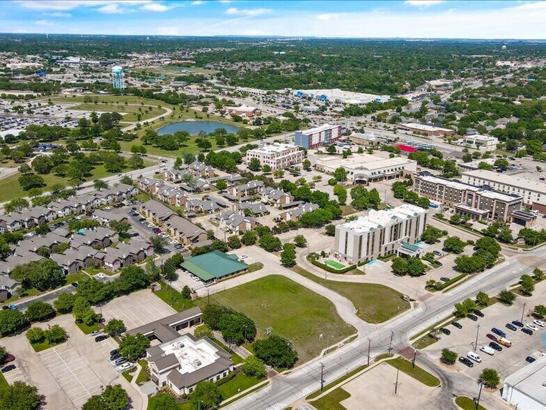 More Photos Of 860 Thousand Oaks, Hurst Land For Sale