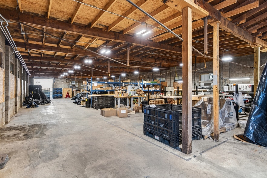 More Photos Of 3709A Dodds Ave, Chattanooga Manufacturing For Lease