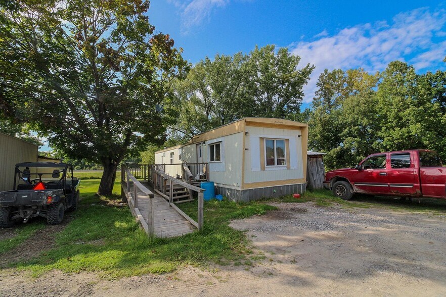 More Photos Of 11 Jameson Rd, Canton Manufactured Housing Mobile Home Park For Sale