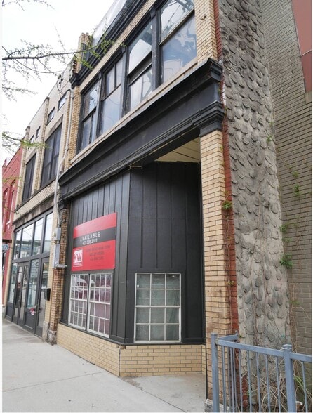 More Photos Of 32 Main St, Chattanooga Storefront For Sale