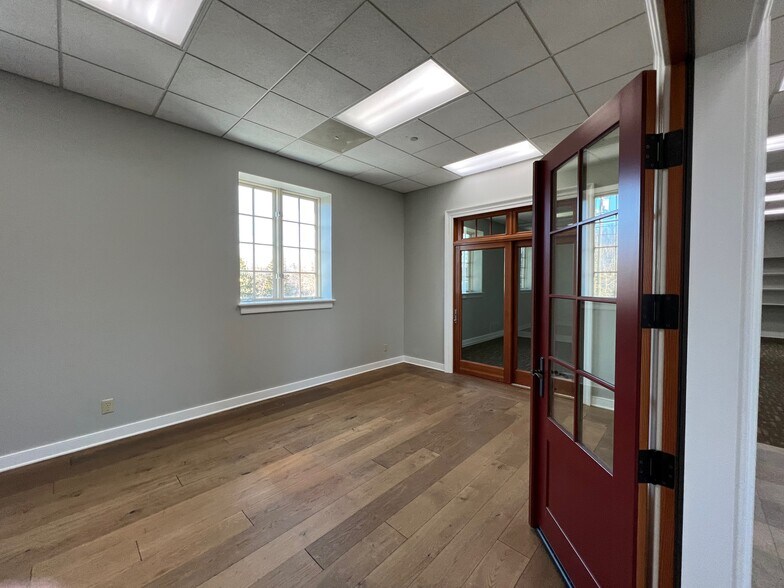 More Photos Of 1222-1226 Harris St, Charlottesville Office For Lease