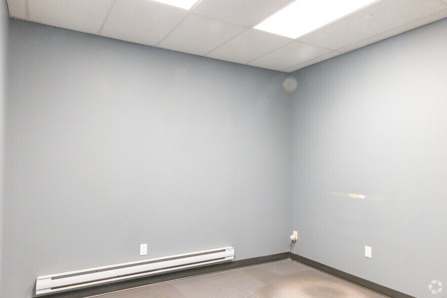 More Photos Of 1170 Birchmount Rd, Toronto Unknown For Lease