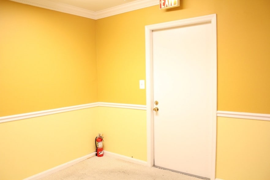 More Photos Of 11303 Amherst Ave, Wheaton Office Residential For Sale