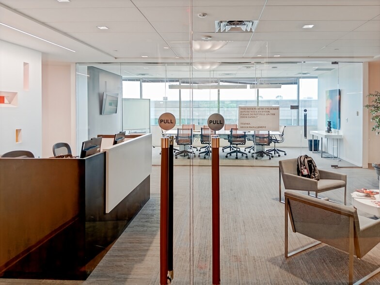 More Photos Of 40 Burton Hills Blvd, Nashville Coworking Space