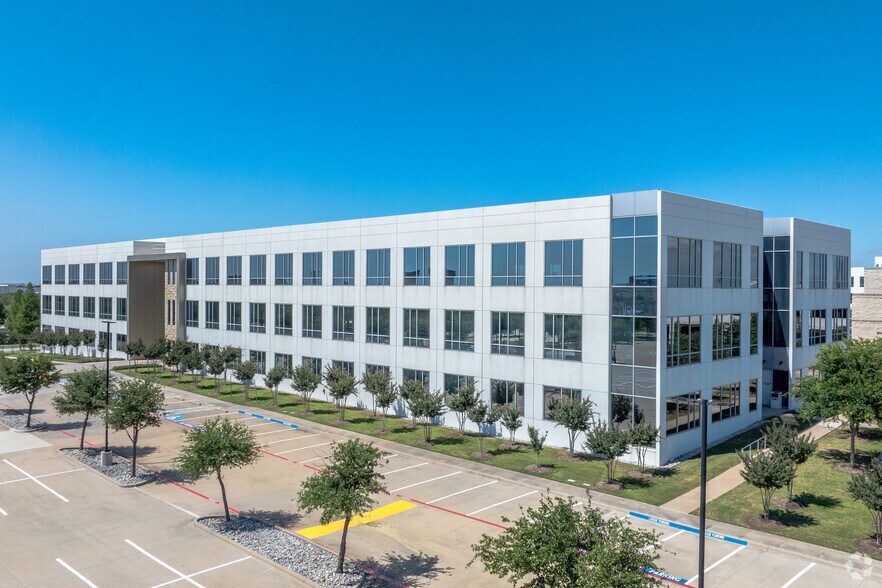 More Photos Of 8840 Cypress Waters Blvd, Coppell Office Residential For Lease