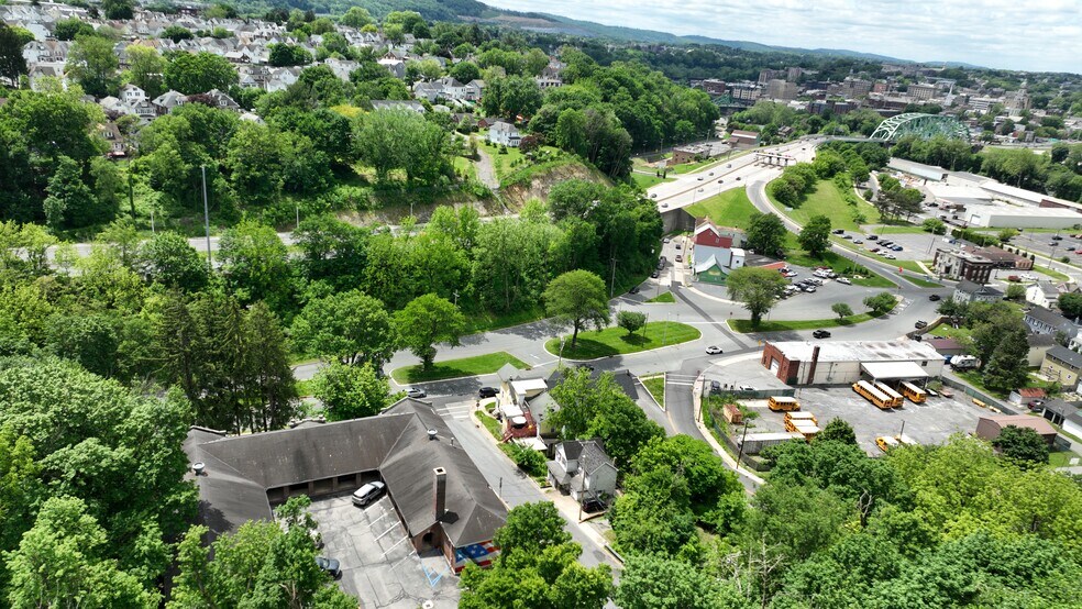 More Photos Of 1 Fairview Ave, Phillipsburg Office For Sale