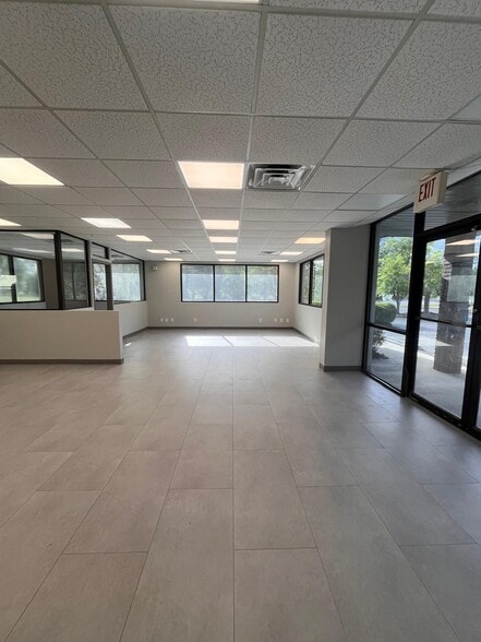 More Photos Of 9697 NE Jacksonville Rd, Anthony Bank For Lease
