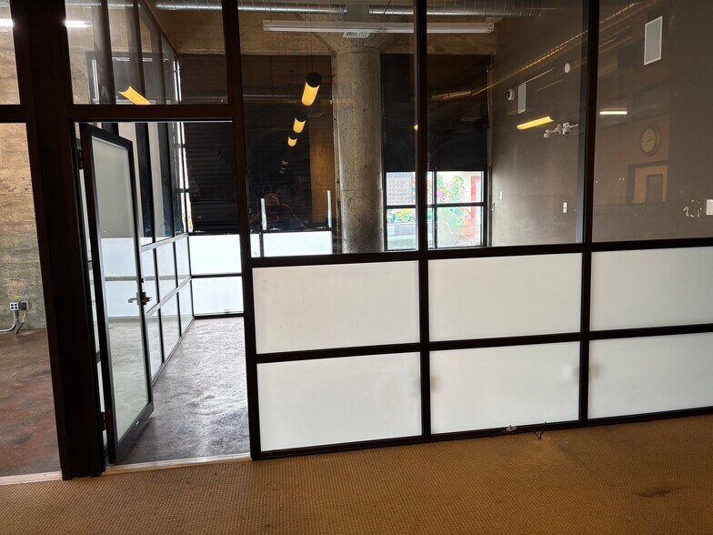 More Photos Of 437 SE Martin Luther King Jr Blvd, Portland Light Manufacturing For Lease