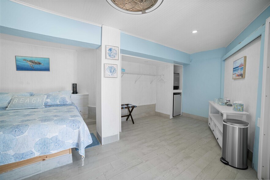 More Photos Of , Big Pine Key Unknown For Sale